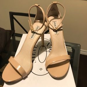 Steve Madden Stecy nude patent heels, 8.5